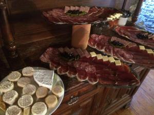 Charcuteries & Fromages